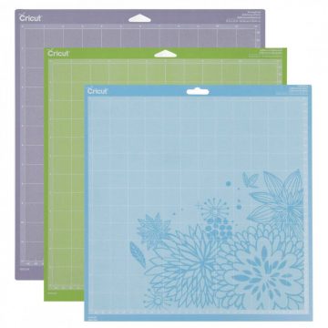 3 Cricut cutting mats