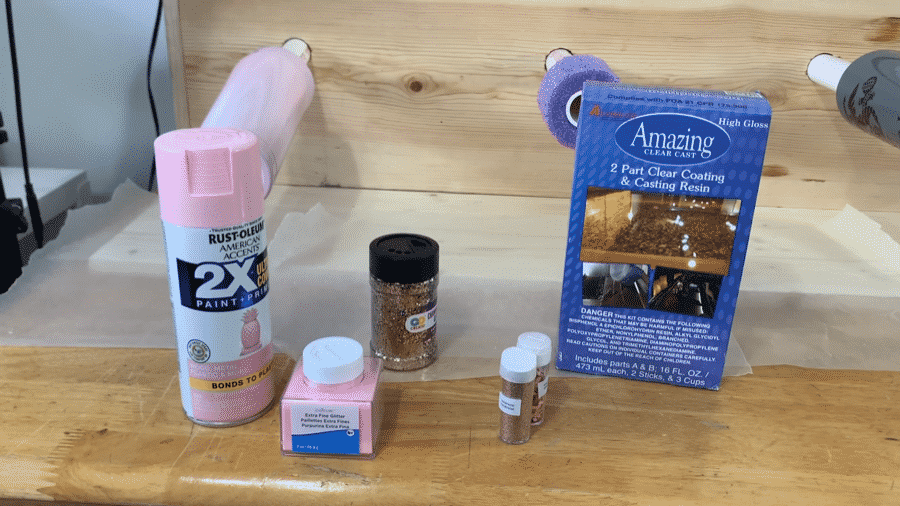 The materials we'll need to make our own epoxy tumbler